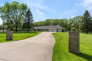 17887 Riverwood Dr, Little Falls, MN 56345 - Photo 4