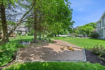 4150 Columbine Court, Vadnais Heights, MN 55127 - Photo 50