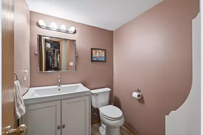 27421 Quinlan Avenue, Lindstrom, MN 55045 - Photo 14