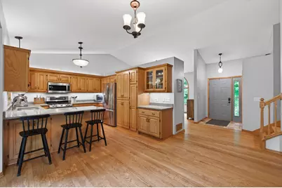 27421 Quinlan Avenue, Lindstrom, MN 55045 - Photo 6