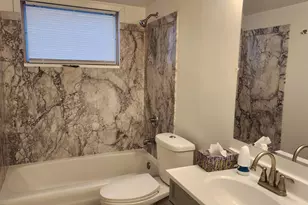 1738 Hawthorne Ave E, Saint Paul, MN 55106 - Photo 8