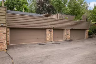 131 Windsor Ct, New Brighton, MN 55112 - Photo 18