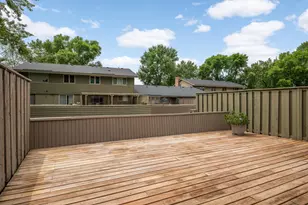 131 Windsor Ct, New Brighton, MN 55112 - Photo 12