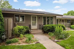 131 Windsor Ct, New Brighton, MN 55112 - Photo 1