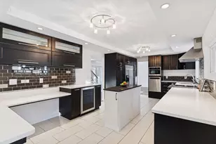 13124 April Ln, Minnetonka, MN 55305 - Photo 18