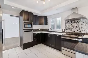 13124 April Ln, Minnetonka, MN 55305 - Photo 16