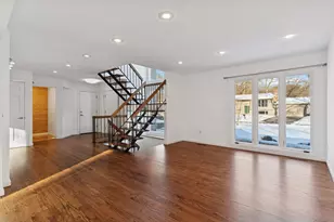 13124 April Ln, Minnetonka, MN 55305 - Photo 10