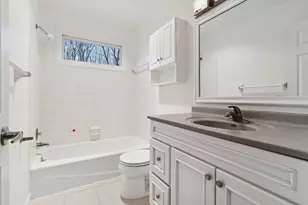 13124 April Ln, Minnetonka, MN 55305 - Photo 36