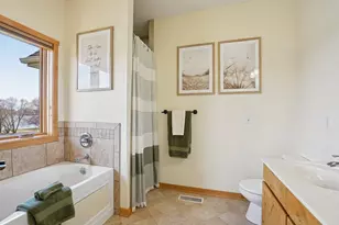 29411 Morningside Ct, Lindstrom, MN 55045 - Photo 20