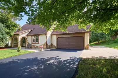 8104 Dakota Lane, Chanhassen, MN 55317 - Photo 2