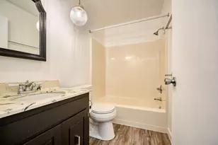 8104 Dakota Ln, Chanhassen, MN 55317 - Photo 12