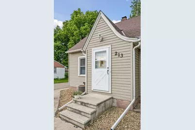 213 Queen Avenue NW, Silver Lake, MN 55381 - Photo 4