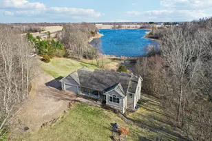 17489 Pleasant Valley Rd, Shafer, MN 55074 - Photo 2