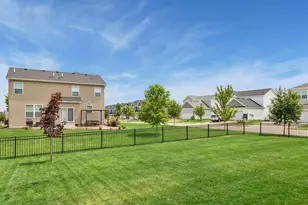 18398 Glenbridge Ave, Lakeville, MN 55044 - Photo 40