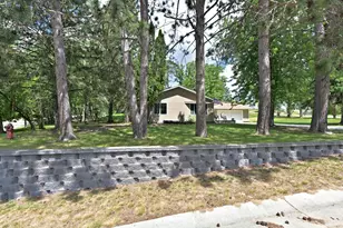 1025 SW 5th St, Grand Rapids, MN 55744 - Photo 26
