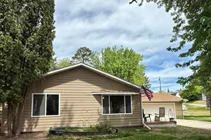 1025 SW 5th St, Grand Rapids, MN 55744 - Photo 26