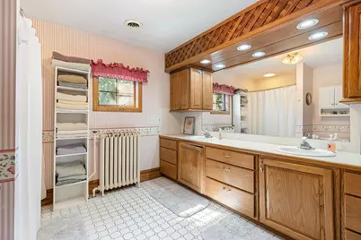 821 E Elm Avenue, Waseca, MN 56093 - Photo 38