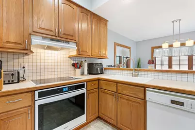 821 E Elm Avenue, Waseca, MN 56093 - Photo 22