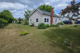 1123 2nd St SE, Bemidji, MN 56601 - Photo 6