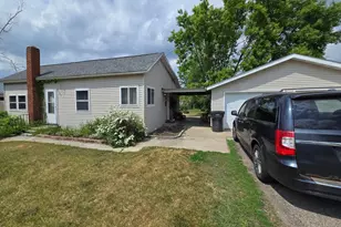 1123 2nd St SE, Bemidji, MN 56601 - Photo 4