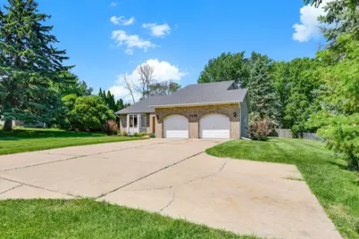7628 Stillwater Boulevard North Boulevard N, Oakdale, MN 55128 - Photo 2