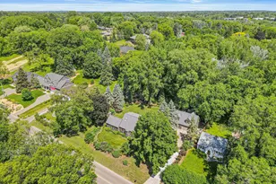 523 Roselawn Ave W, Roseville, MN 55113 - Photo 1