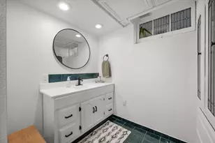 5924 Vincent Ave S, Minneapolis, MN 55410 - Photo 42