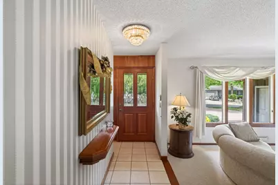 217 Arbor Lane, Burnsville, MN 55337 - Photo 8