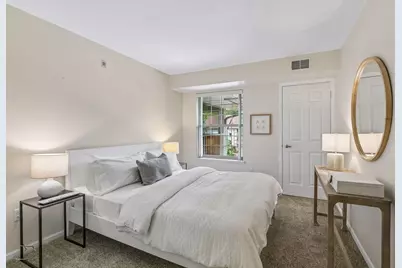 1350 Douglas Drive N #309, Golden Valley, MN 55422 - Photo 20