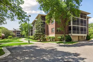 1350 Douglas Dr N, Golden Valley, MN 55422 - Photo 2
