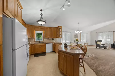 200 Rosewood Avenue NW, Isanti, MN 55040 - Photo 4