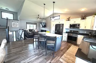 8255 384th Trail, North Branch, MN 55056 - Photo 16