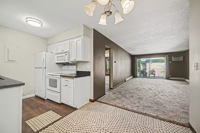 2720 Dale Street N #C313, Roseville, MN 55113 - Photo 20