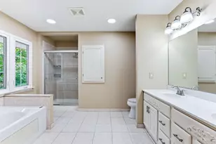 3924 Tonkawood Rd, Minnetonka, MN 55345 - Photo 24