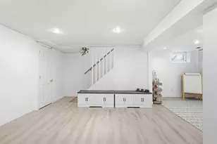 10348 Upton Ave S, Bloomington, MN 55431 - Photo 26
