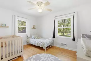 10348 Upton Ave S, Bloomington, MN 55431 - Photo 12