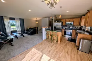 1472 111th St, New Richmond, WI 54017 - Photo 8