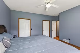 1370 Preston Ln, Shakopee, MN 55379 - Photo 12
