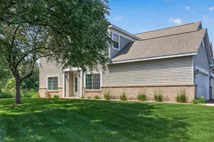 1370 Preston Ln, Shakopee, MN 55379 - Photo 2