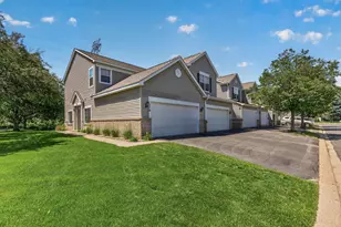 1370 Preston Ln, Shakopee, MN 55379 - Photo 1