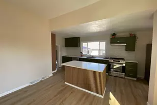 321 7th St SW, Willmar, MN 56201 - Photo 14