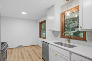 2972 Woodbridge St, Roseville, MN 55113 - Photo 18