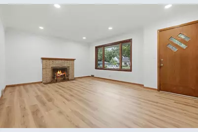 2972 Woodbridge Street, Roseville, MN 55113 - Photo 4