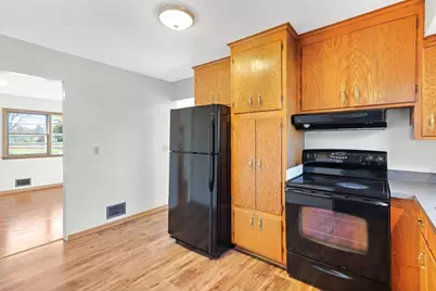 4418 65th Avenue N, Brooklyn Center, MN 55429 - Photo 6