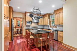 1423 June Ave S, Golden Valley, MN 55416 - Photo 6