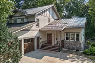 1423 June Ave S, Golden Valley, MN 55416 - Photo 2