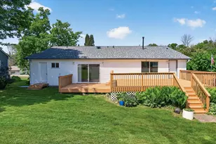 30325 Elm St, Lindstrom, MN 55045 - Photo 28