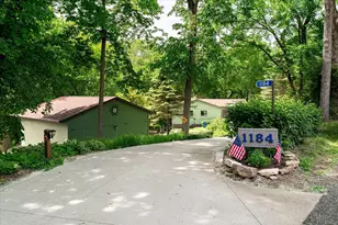 1184 Crescent Hills Dr, La Crescent, MN 55947 - Photo 1