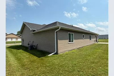 801 Congress Street W, Maple Lake, MN 55358 - Photo 6