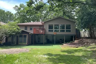 5220 Quail Ave N, Crystal, MN 55429 - Photo 2